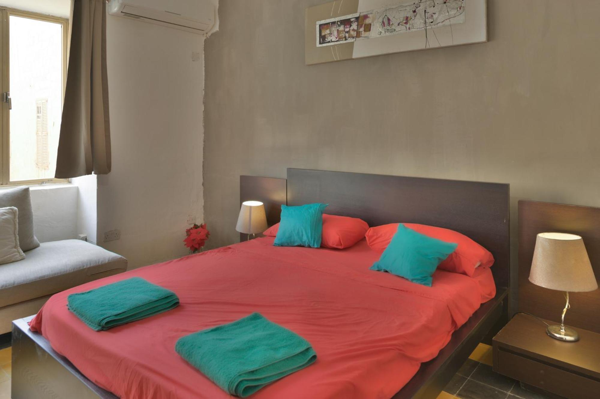 New 1 Bedroom Apartment In Valletta City Centre With Terrace And Views 외부 사진